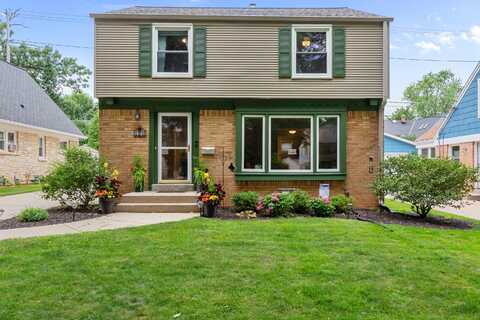 171 N 89th St, Wauwatosa, WI 53226