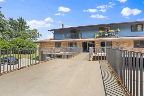 8500 W Waterford Ave, Milwaukee, WI 53228