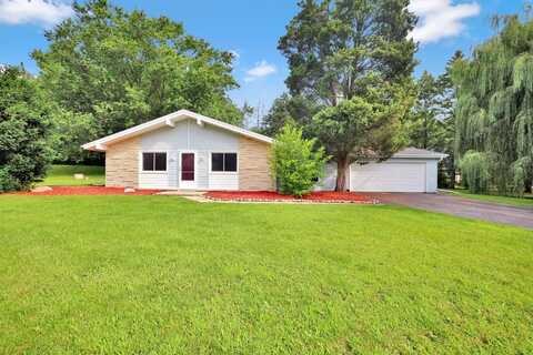 W276s8945 Hidden Lakes Dr, Mukwonago, WI 53149