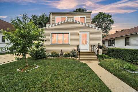 7018 37th Ave, Kenosha, WI 53142