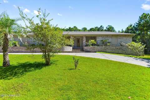 312 Julia Street, Bay Saint Louis, MS 39520