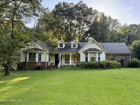319 W Sweetwater Road, Byhalia, MS 38611