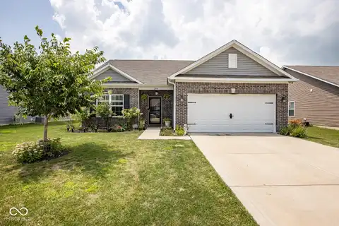 204 Sawdust Trail, Greenfield, IN 46140