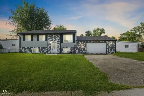585 Northgate Drive, Greenwood, IN 46143