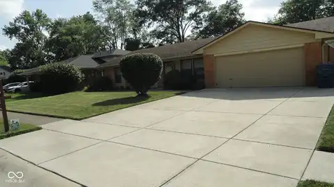 2740 Saturn Drive, Indianapolis, IN 46229