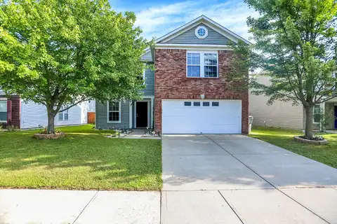 2932 Hearthside Drive, Greenwood, IN 46143