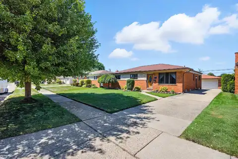 32719 Parker, Warren, MI 48088
