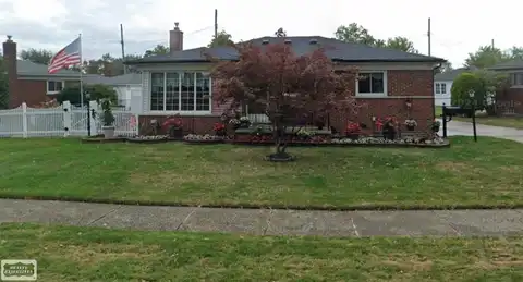 19342 IKE, Roseville, MI 48066