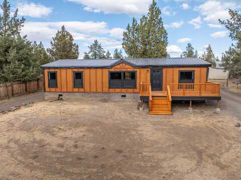 8695 SW Crater Loop Road, Terrebonne, OR 97760