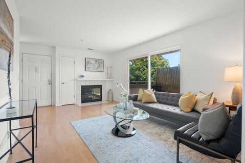 25163 Copa Del Oro DR 201, HAYWARD, CA 94545