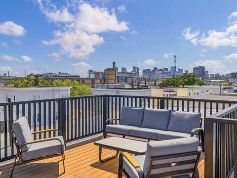 192 Washington Street, Somerville, MA 02143