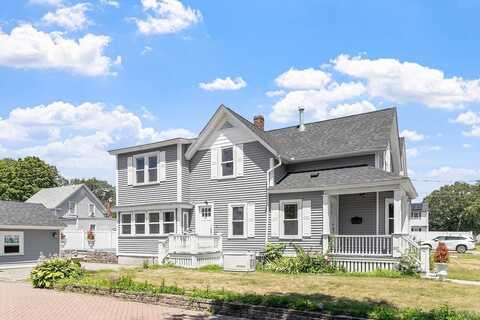 24 Brouilette St, Chelmsford, MA 01863
