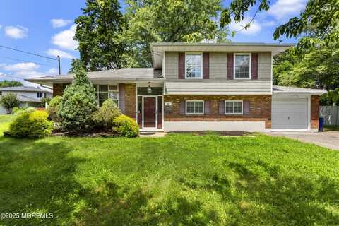 44 Koenig Lane, Freehold, NJ 07728