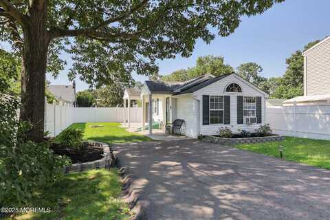 893 Linden Avenue, Brick, NJ 08723