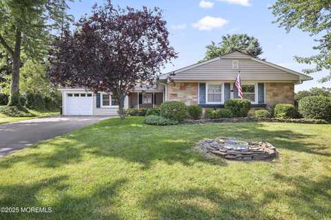 47 Fayette Lane, Aberdeen, NJ 07747