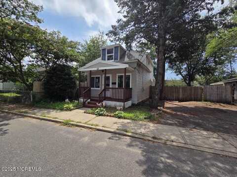 42 Linton Place, Keansburg, NJ 07734