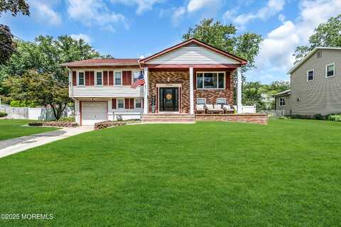 15 Windsor Road, Howell, NJ 07731