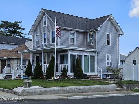127 Chingarora Avenue, Keyport, NJ 07735