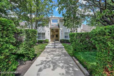 175 Forsythia Lane, Englishtown, NJ 07726