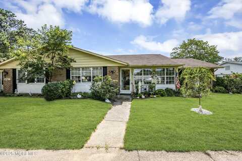 29b Gramercy Lane, Manchester, NJ 08759