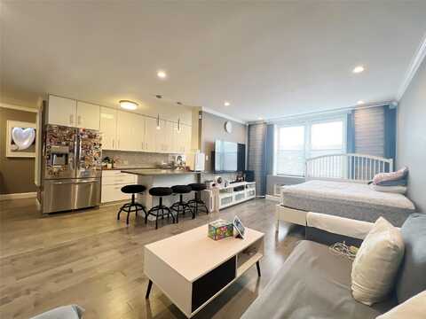 14105 Northen Boulevard, Flushing, NY 11354