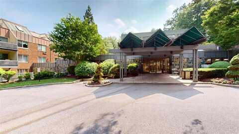 2 Fountain Lane, Scarsdale, NY 10583