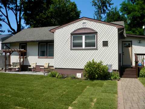 11 Oswego Place, Lake Ronkonkoma, NY 11779