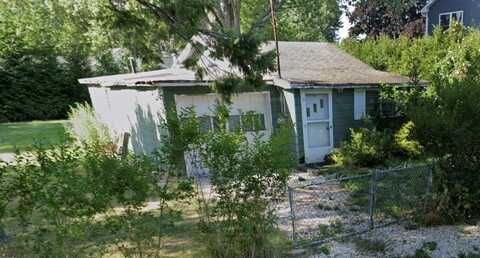 208 Forest Road W, Mastic Beach, NY 11951