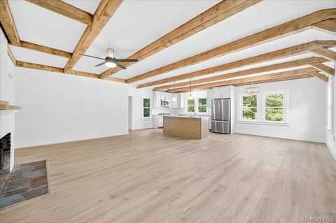 267 Mamakating Road, Bloomingburg, NY 12721