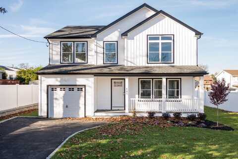 207 Sheffield Avenue, West Babylon, NY 11704