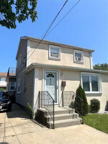 10 Pinebrook AVE, West Hempstead, NY 11552