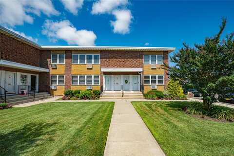 59 Farber Drive, West Babylon, NY 11704