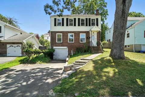 71 Commonwealth Avenue, Middletown, NY 10940