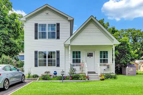 20 Eastport Drive, Sound Beach, NY 11789