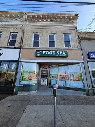 180 Jericho Turnpike, Floral Park, NY 11001
