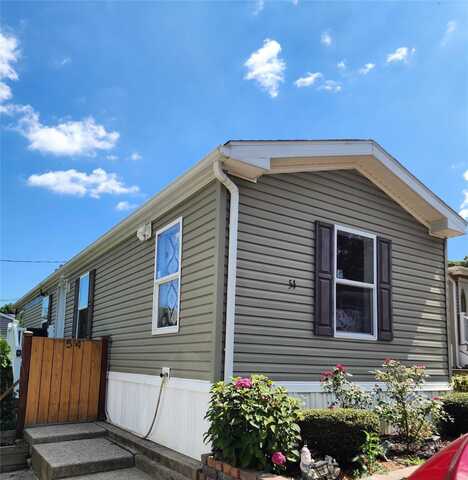1795 Osborn Avenue, Riverhead, NY 11901