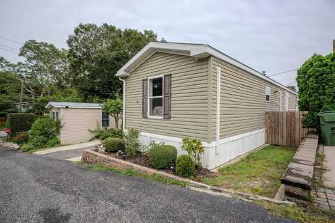 1795 Osborn Avenue, Riverhead, NY 11901