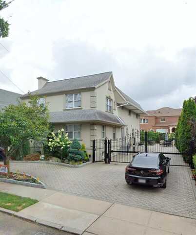 2922 214th Place, Bayside, NY 11360