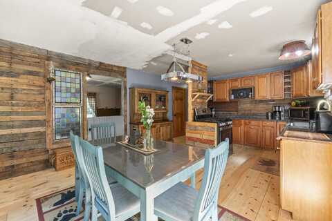 440 Quarry Road, Limerick, ME 04048