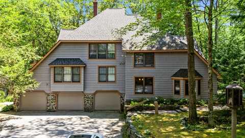 39 Resolution Place, Cape Elizabeth, ME 04107