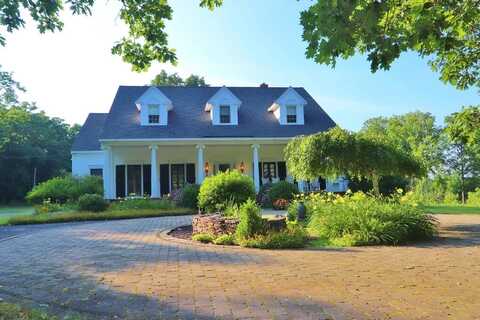 21 Walden Parke Way, Bangor, ME 04401