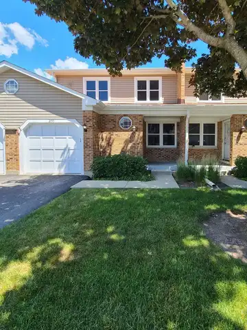 2155 N Abbeywood Court, Palatine, IL 60074