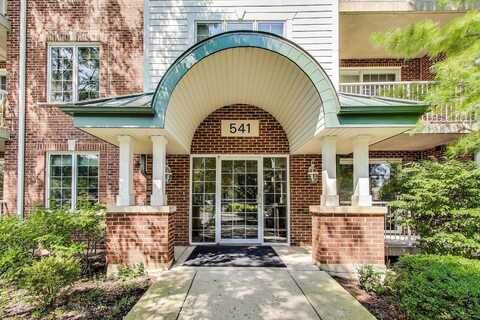541 N Hough Street, Barrington, IL 60010