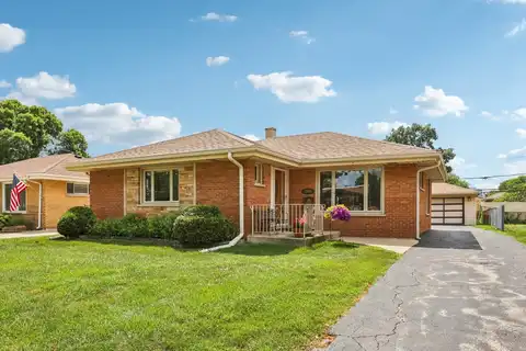 2300 Boeger Avenue, Westchester, IL 60154
