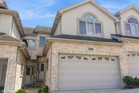 8834 S ROBERTS Road, Hickory Hills, IL 60457