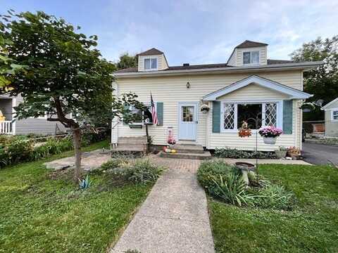 26585 W Maple Street, Antioch, IL 60002