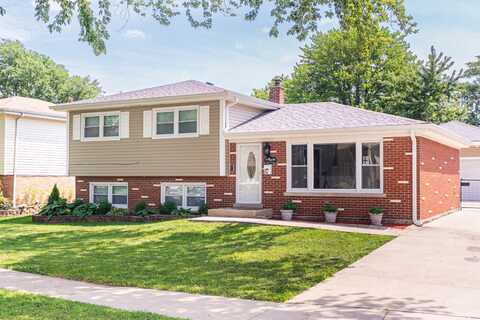 7 N Lincoln Avenue, Addison, IL 60101