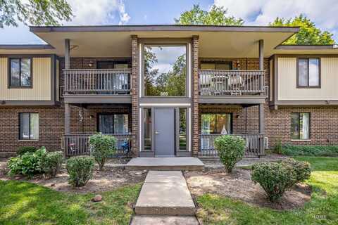 569 Somerset Lane, Crystal Lake, IL 60014