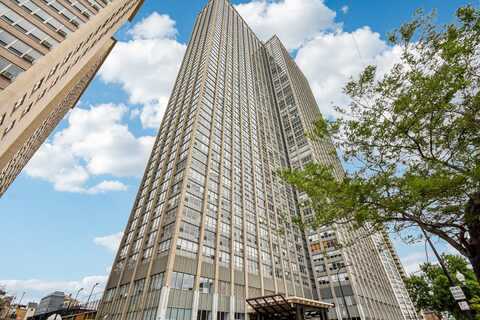 655 W Irving Park Road, Chicago, IL 60613