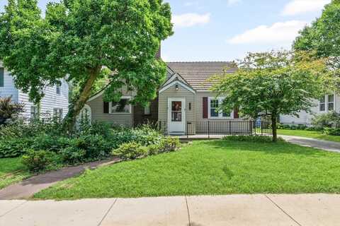 1005 W John Street, Champaign, IL 61821